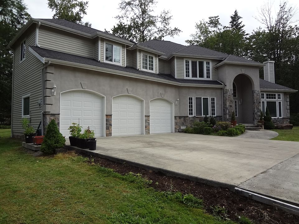 1st image of 25518 NE 47th Pl