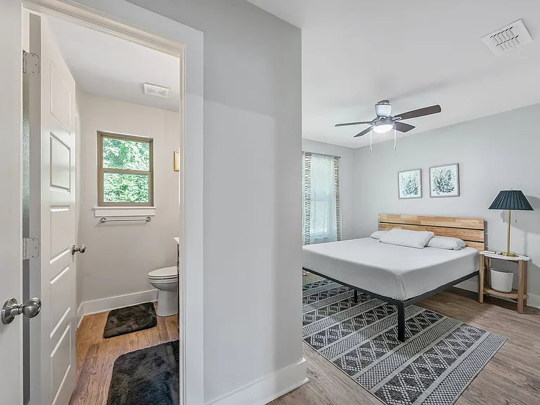 11722 FM 16 W — Photo 17