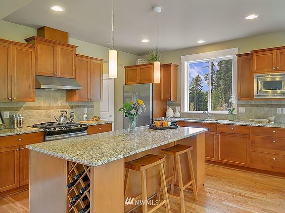 5th image of 11420 NE 177th Place NE