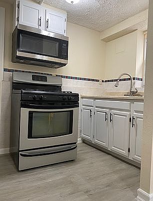1st image of 2924 Bouck Ave Floor 1