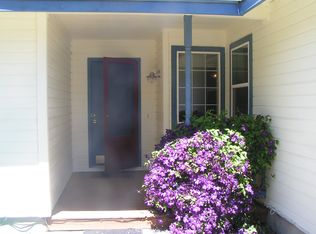 2129 NW Ivy Ave, Redmond, OR 97756