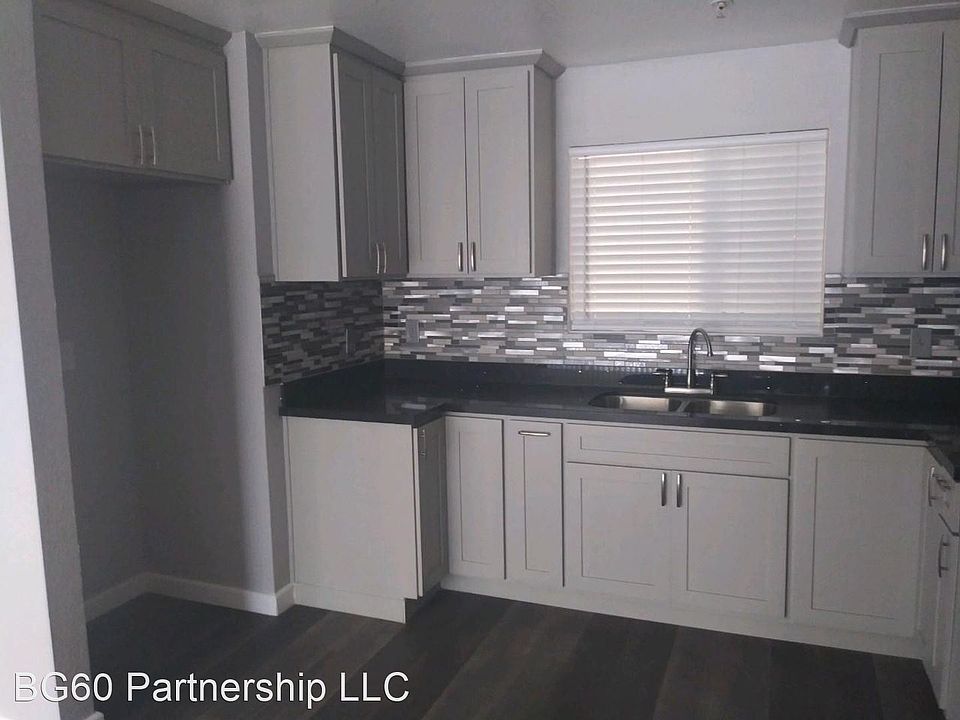 1st image of 421 E 16th St #311