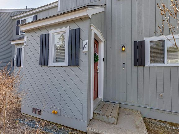 4th image of 10 Monroe Drive #101