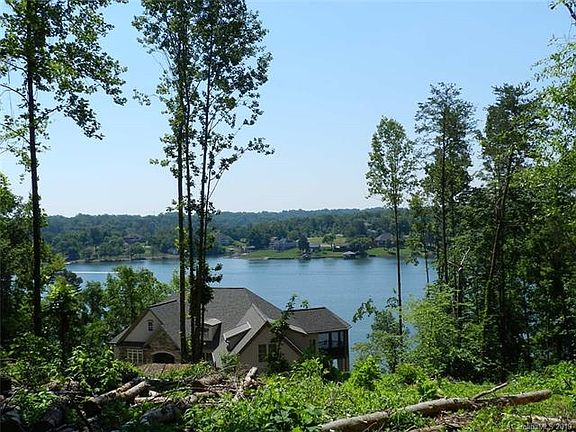 3rd image of 6147 Plantation Pointe Dr