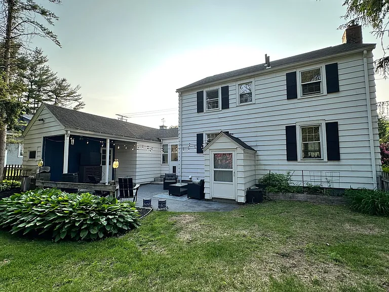 340 Granby Rd — Photo 29
