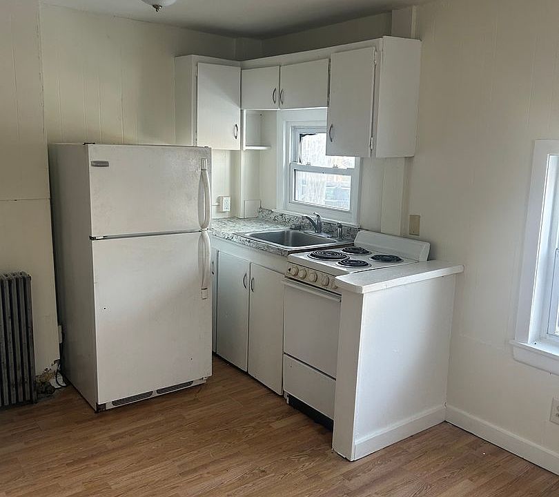 1st image of 861 Congress St #192-1