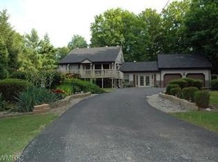 9970 E Colby Rd, Crystal, MI 48818