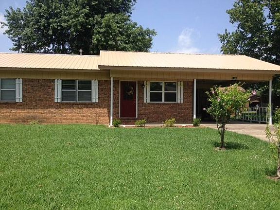 3rd image of 864 Chaco Ave
