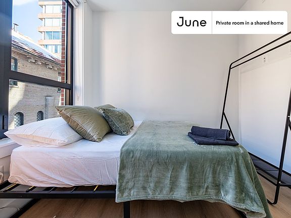 3rd image of 2147 P St NW #A