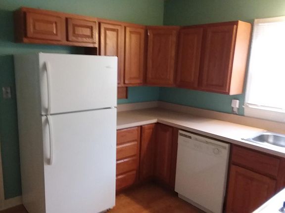 2nd image of 805 Douglas St #60435
