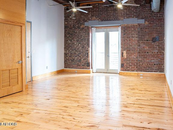3rd image of 100 S Gay St #303