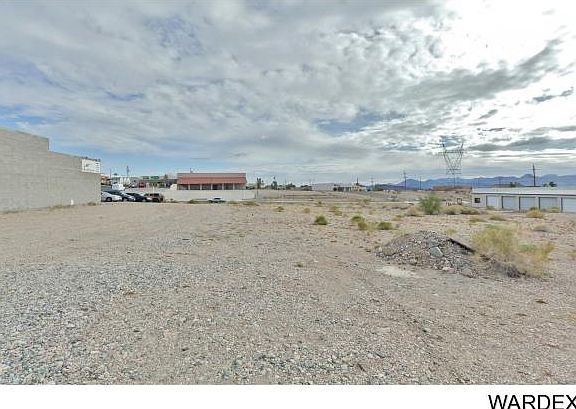 4th image of 3503 McCulloch Blvd N