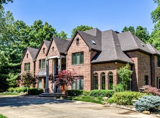 3715 E Commodore Trl, Bloomington, IN 47408