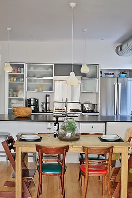 Sold by The InHouse Group | media 4
