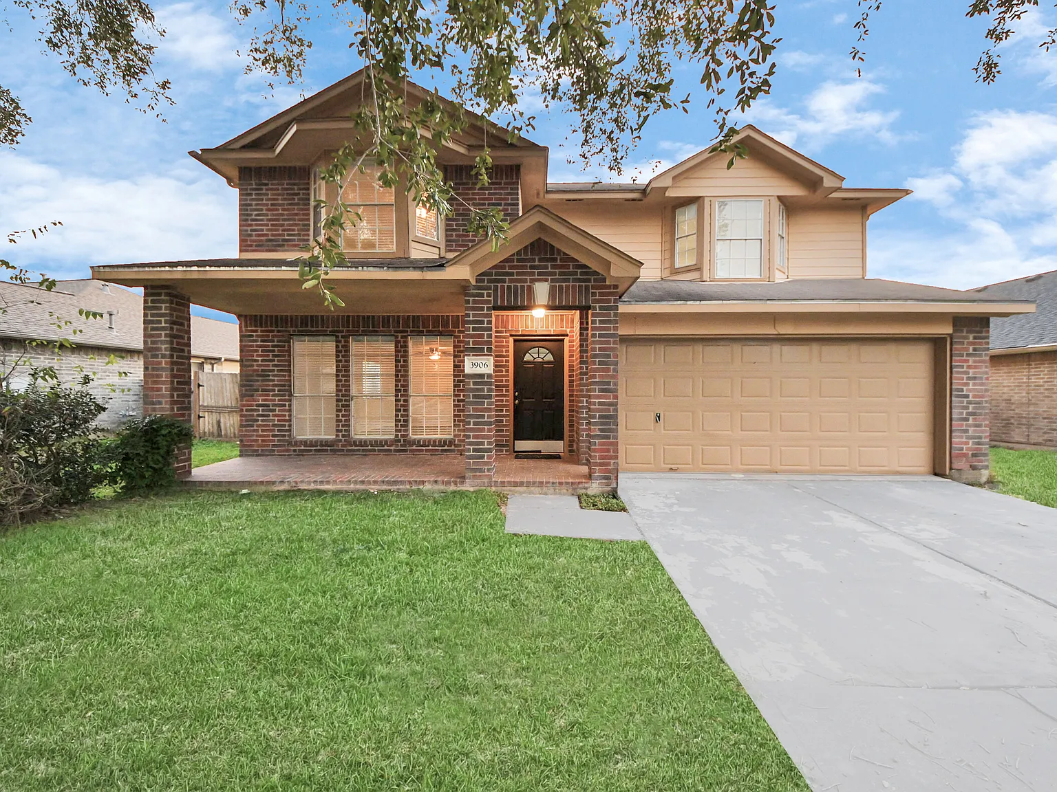 3906 Bridgebay Ln — Photo 4