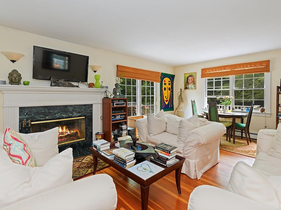 1st image of 11 Spinner Ln #Eh