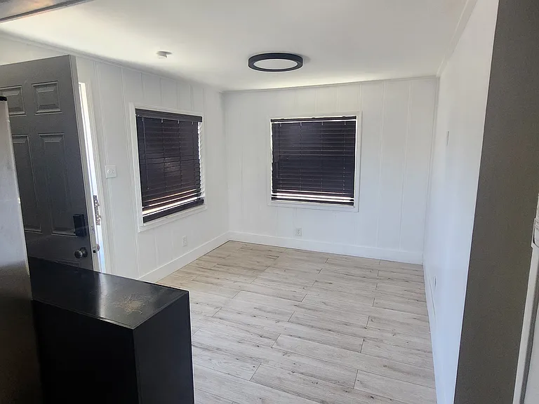 459 Field St — Photo 6