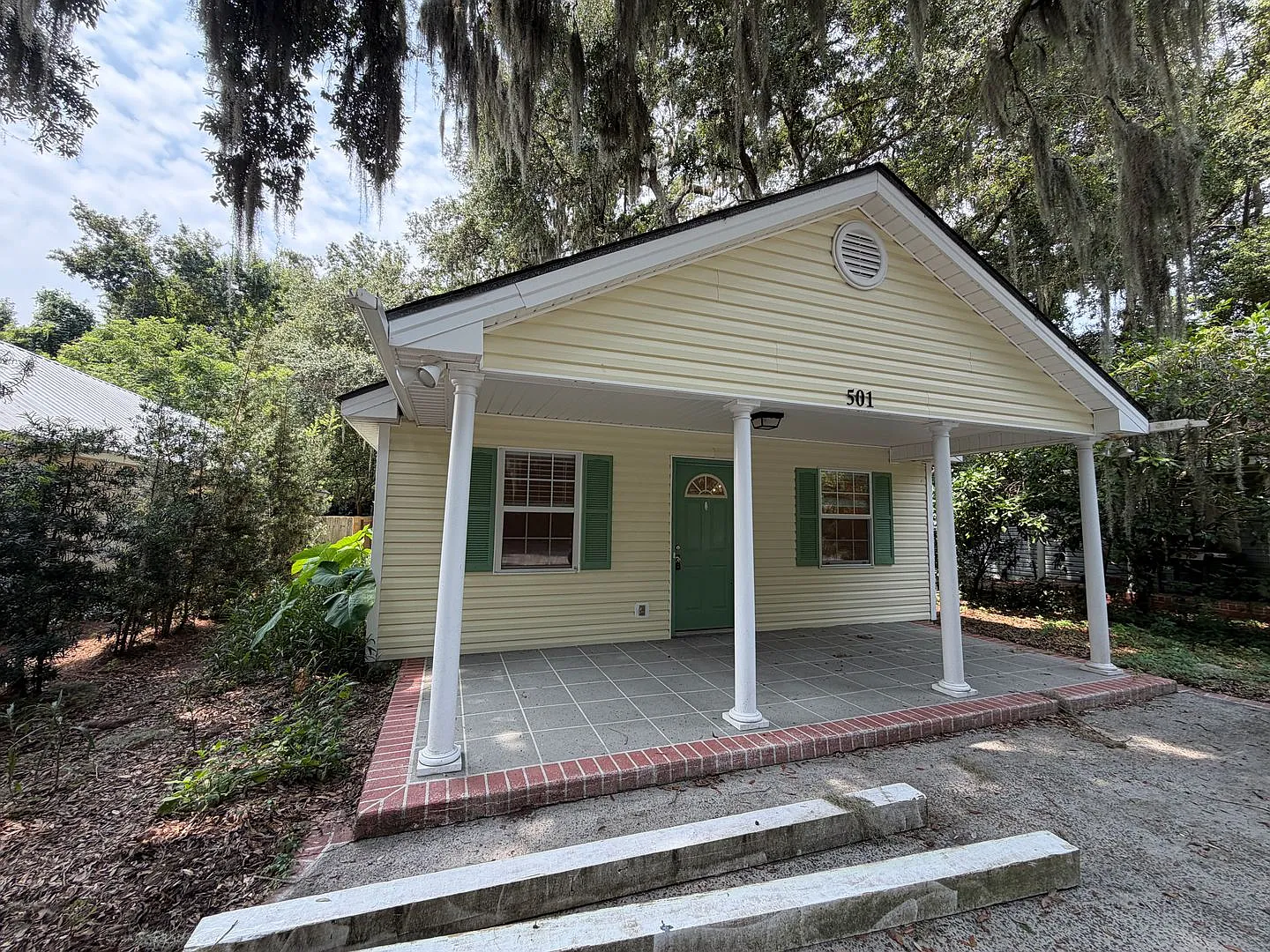 501 Pine Street St Simons Island, GA 31522 — Photo 1