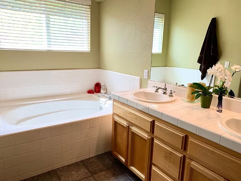 66 Cross Creek Pl — Photo 14