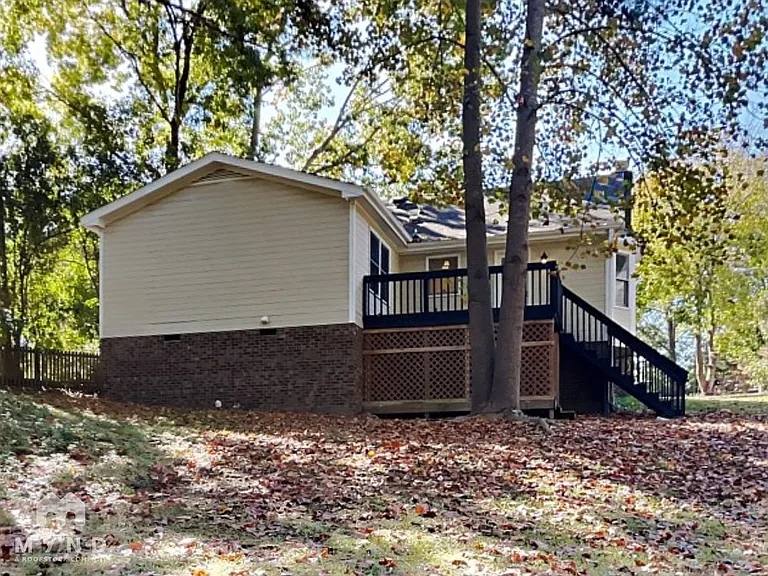 3504 Berdan Ct — Photo 20