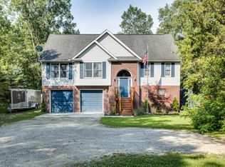 4543 Lakeshore Rd, Fort Gratiot, MI 48059