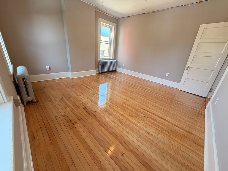 69 S Pleasant St #12 — Photo 10