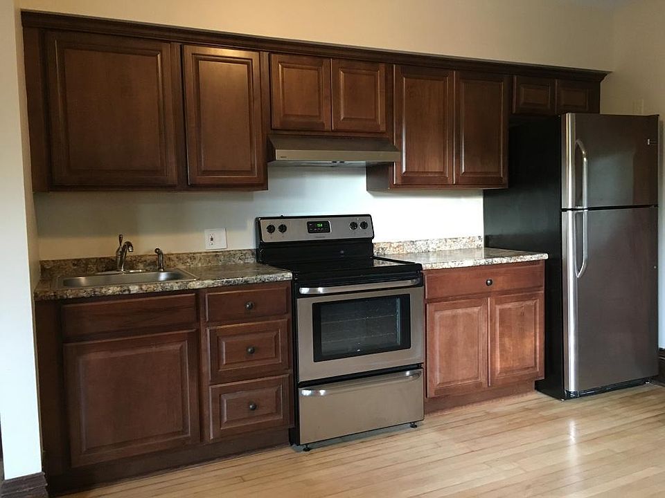 Appliances and cabinets updated within last 5 years