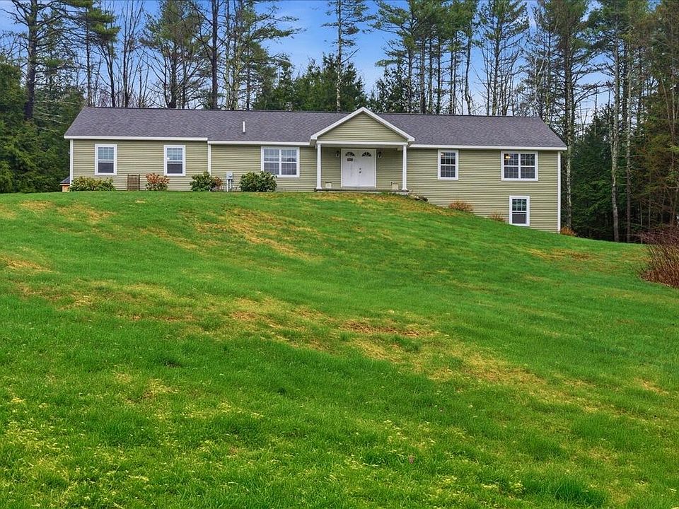 1st image of 13 Bowdoin Drive