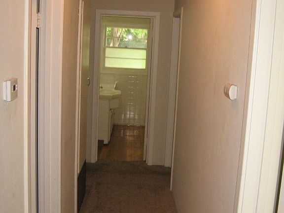 5th image of 178 Di Salvo Ave