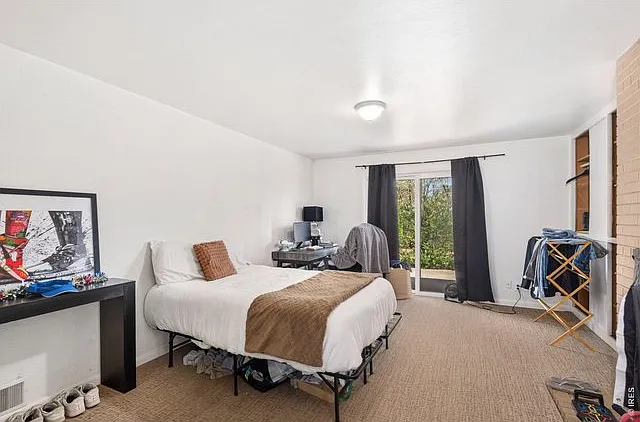 1012 S Taft Hill Rd — Photo 10