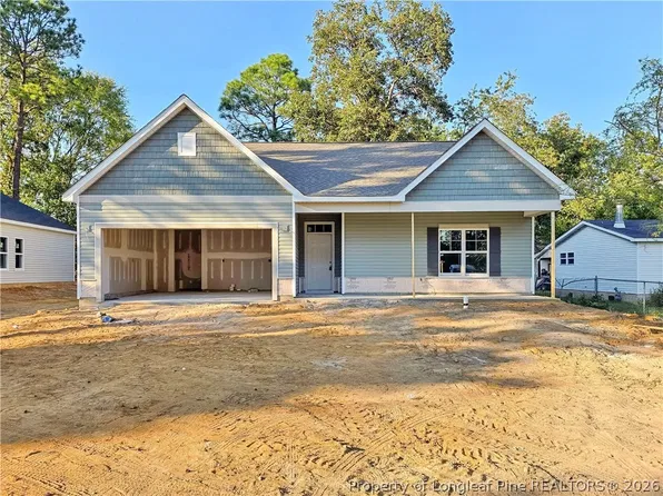 6338 Bailey Lake Rd, Fayetteville, NC 28304