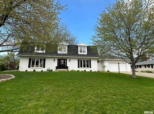 141 W Northgate Rd, Peoria, IL 61614