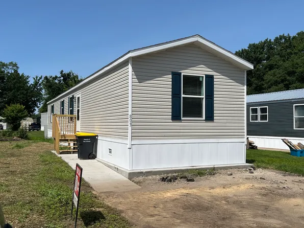 803 Cedar Ln #C803, Tomah, WI 54660