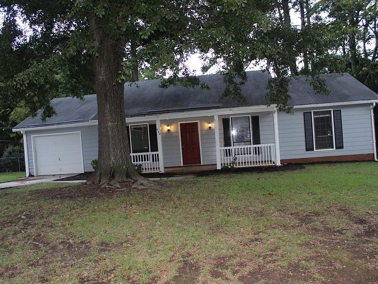446 Pheasant Run Dr — Photo 4