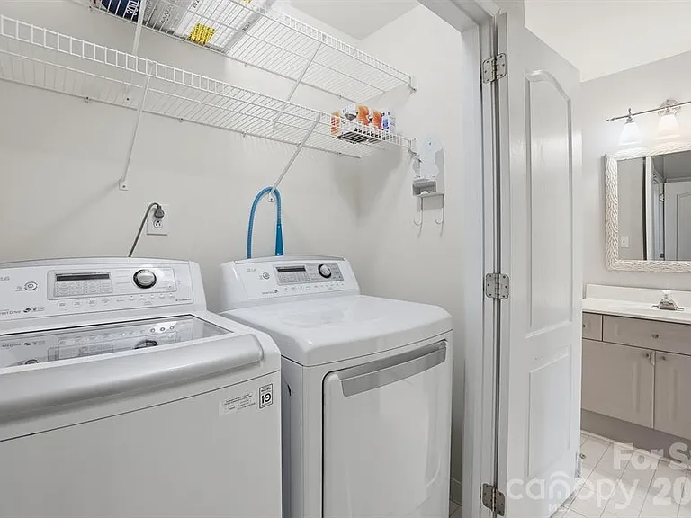 19512 Topgallant Dr — Photo 39