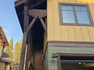 34 Bear Ct, Mammoth Lakes, CA 93546