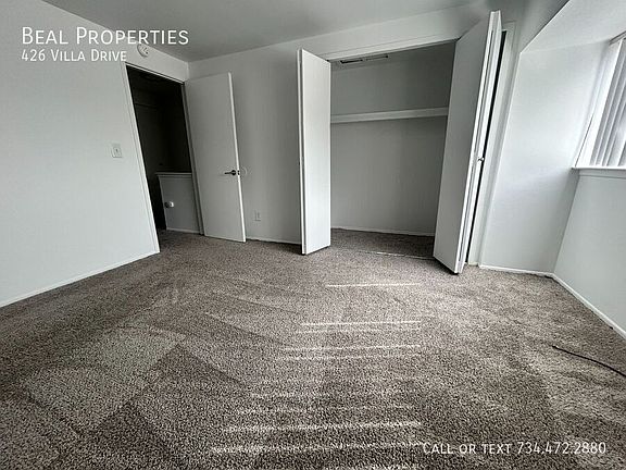 5th image of 426 Villa Dr