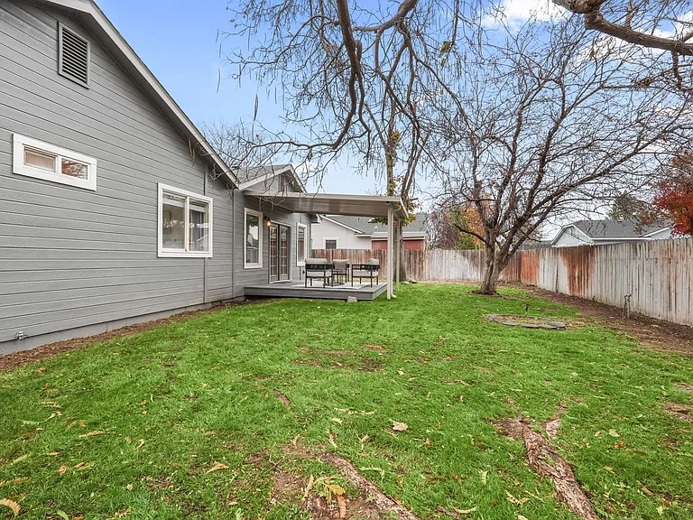 2955 W Stephanie Ct — Photo 46