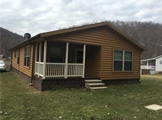 2560 Monterey Rd, Parker, PA 16049