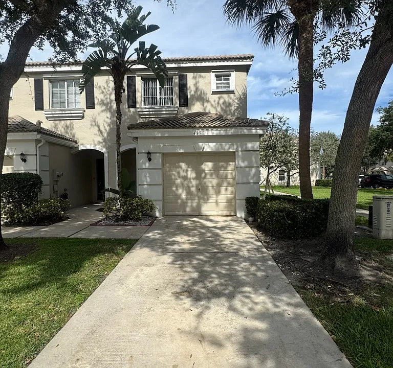 4878 Palmbrooke Cir
