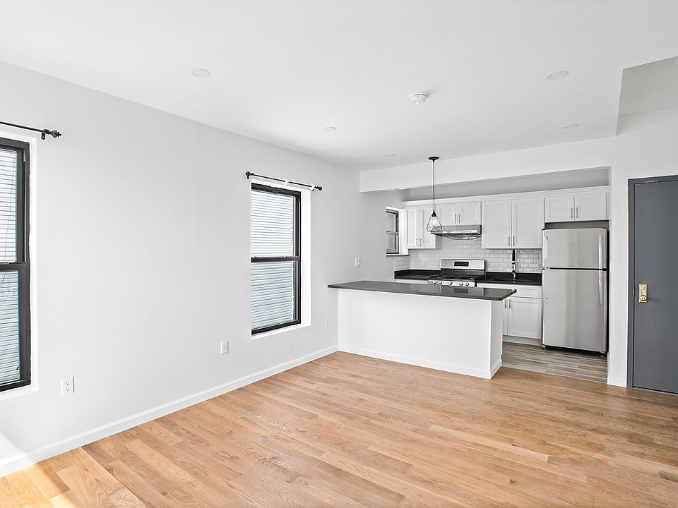 1st image of 245 Johnson Ave Unit 3