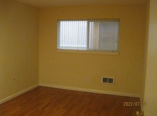 Townhouse Apartments, Bellevue, WA 98004