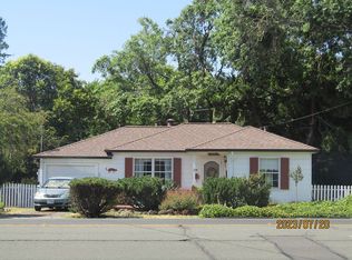 2985 1st St, Napa, CA 94558