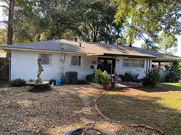 5th image of 540 Bob White Ln