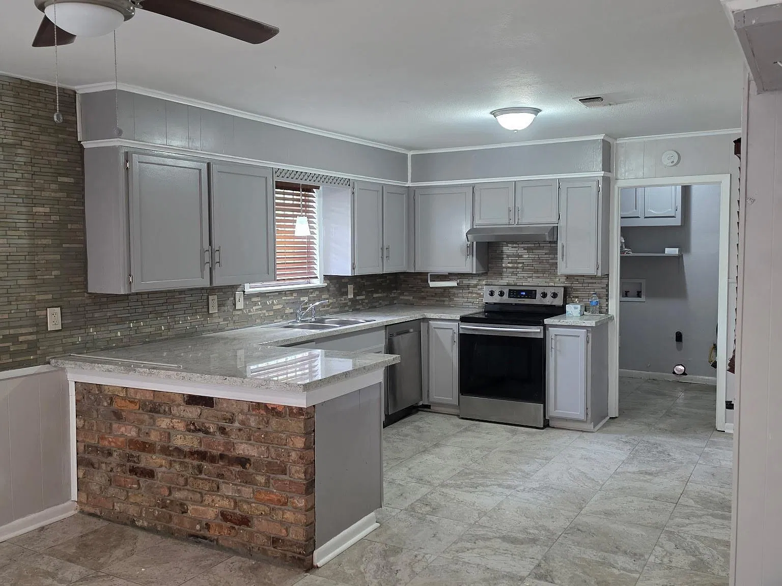 3 bed, 1735 sqft, $1,600 — Photo 3