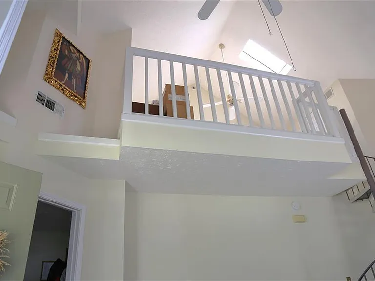 685 Crossbridge Aly — Photo 14