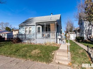 1557 31st Ave, Moline, IL 61265