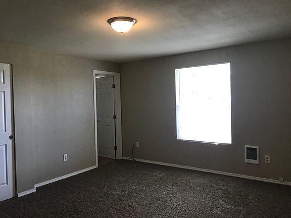 5th image of 1509 Legion Way SE