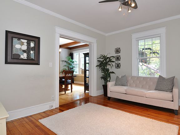 5th image of 24 Garland Dr