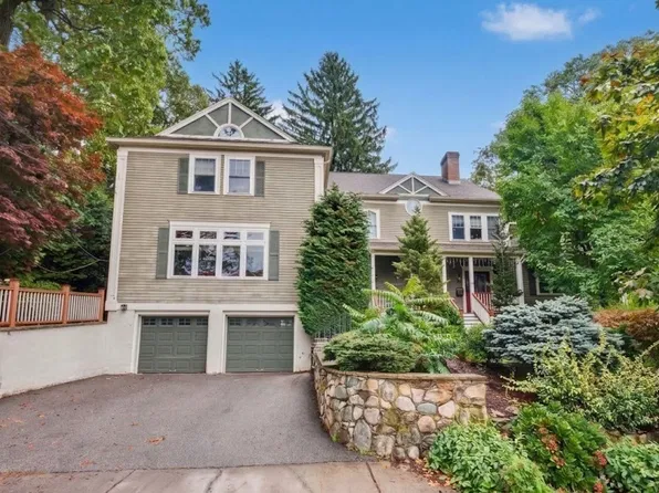 26 Princeton St Unit 26, Newton, MA 02458